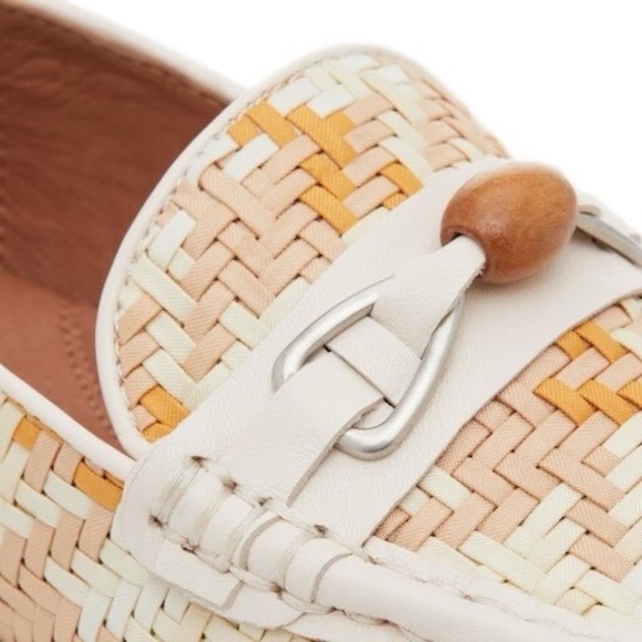 New Gentle Souls by Kenneth Cole Womens Eugene Lug Bit Tan Loafers Shoes Slip On - Picture 6 of 7